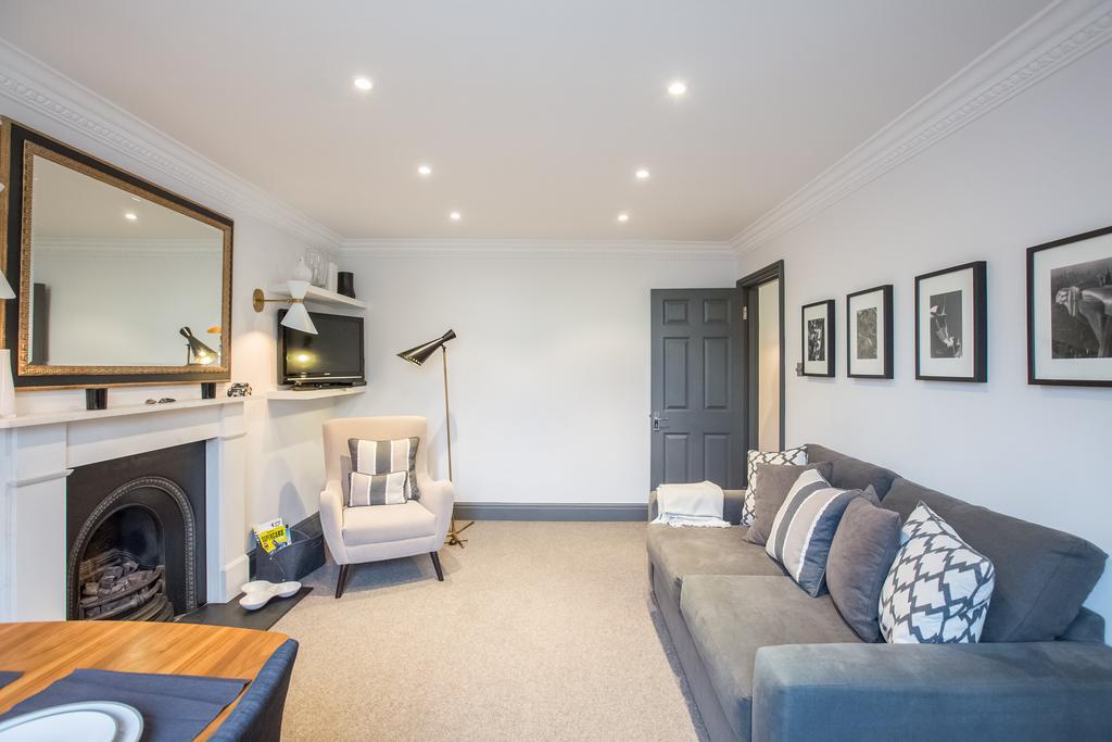 Eson2/ Bolton Gardens Lodge Apartment *